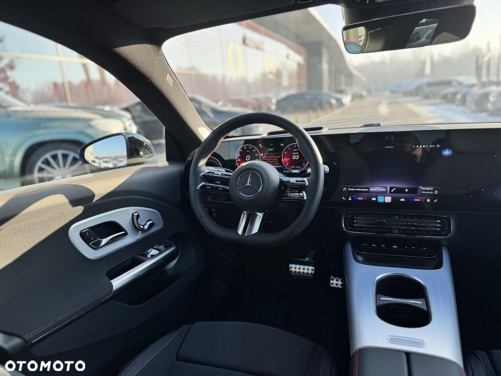 Mercedes-Benz CLA 220 4Matic - 13