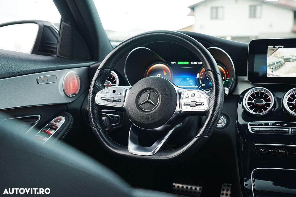 Mercedes-Benz C 300 e 9G-TRONIC AMG Line - 11