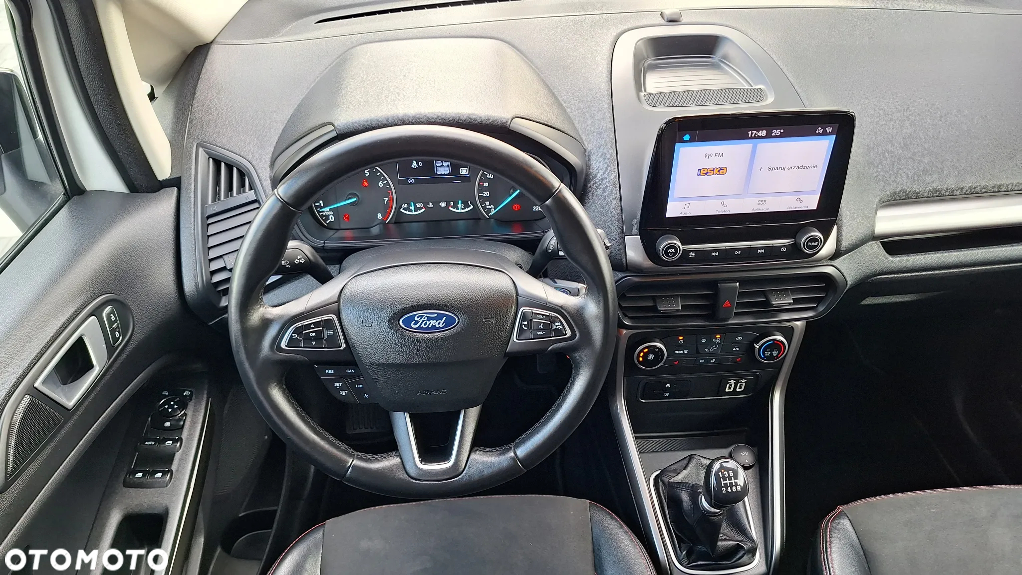 Ford EcoSport 1.0 EcoBoost ST-LINE - 32