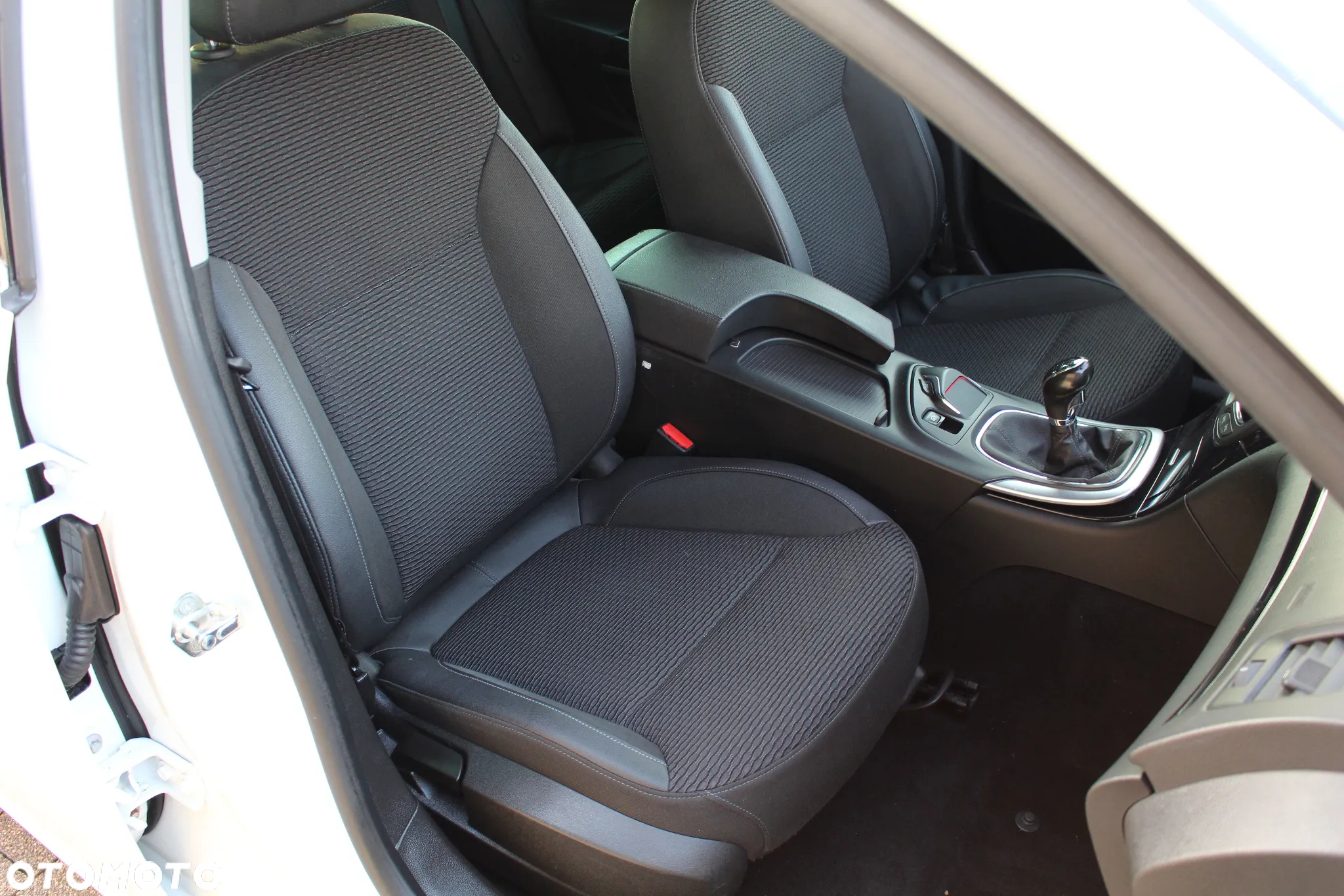 Opel Insignia 2.0 CDTI Cosmo S&S - 15
