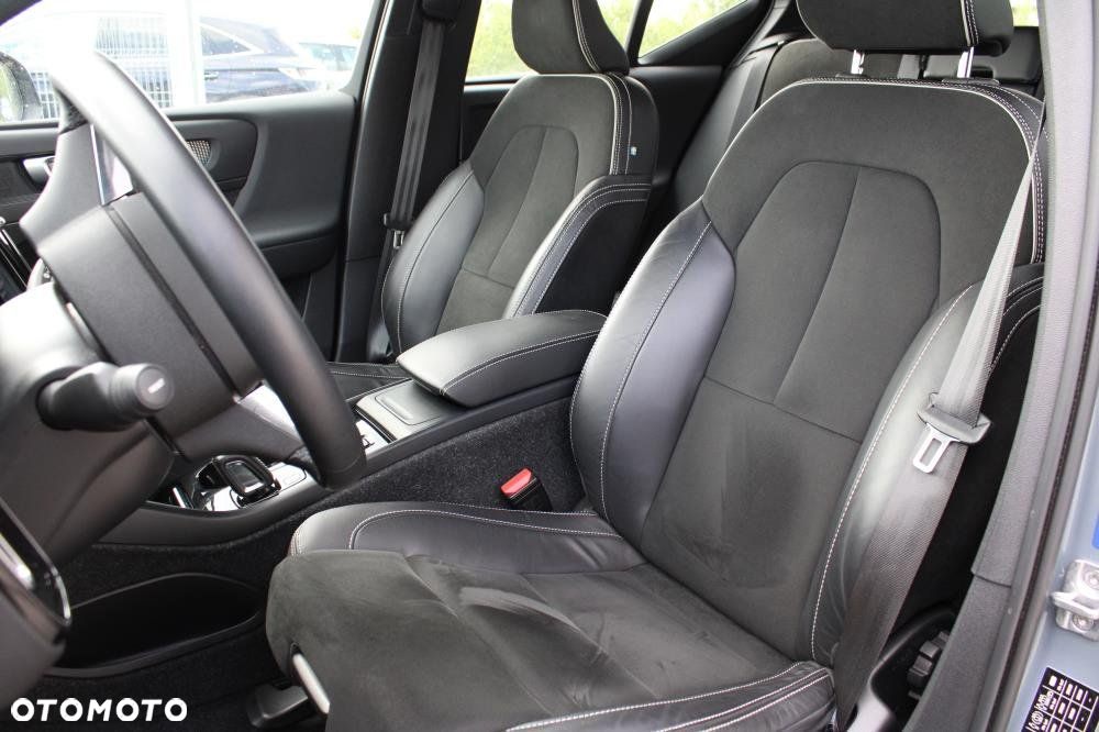 Volvo XC 40 - 11