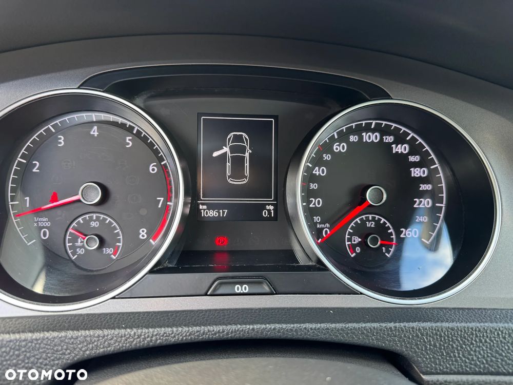 Volkswagen Golf - 13