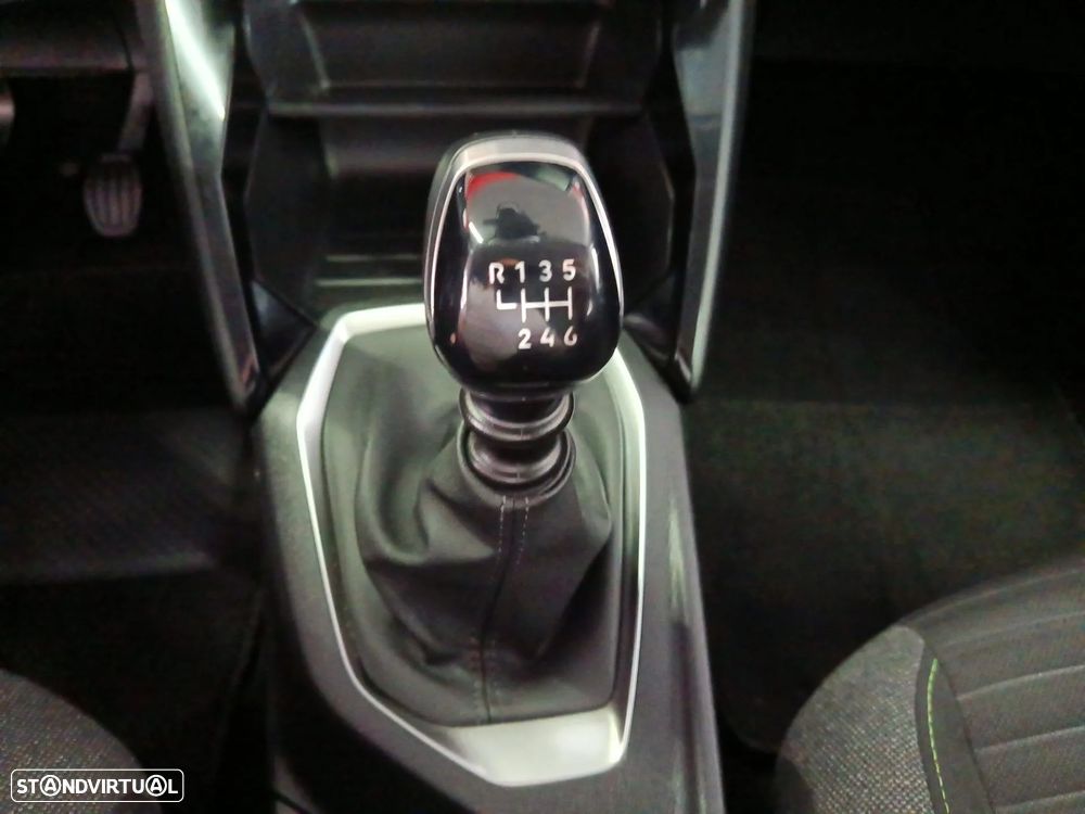 Peugeot 208 1.2 PureTech Active Pack - 16