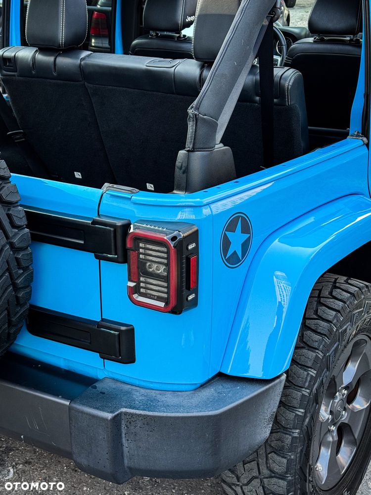 Jeep Wrangler Unlimited 3.6 Automatik Sahara - 15