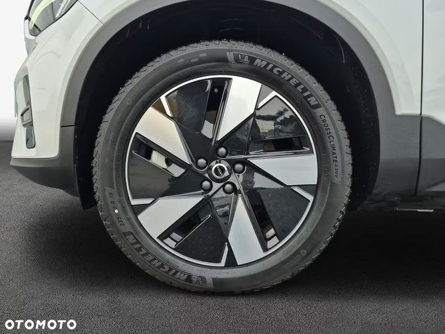 Volvo XC 40 82kWh Recharge Extended Range Plus - 11