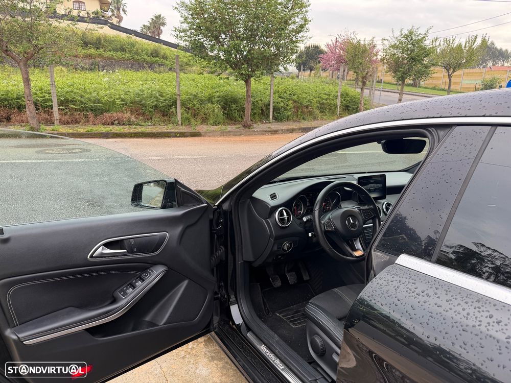 Mercedes-Benz CLA 180 d Shooting Brake - 10