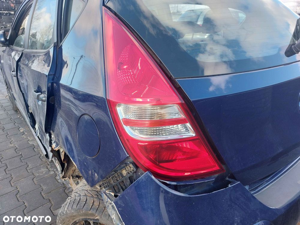 LAMPA LEWY TYŁ HYUNDAI I30 I LIFT BEZ SKAZY 10-12r HB 5D - 1