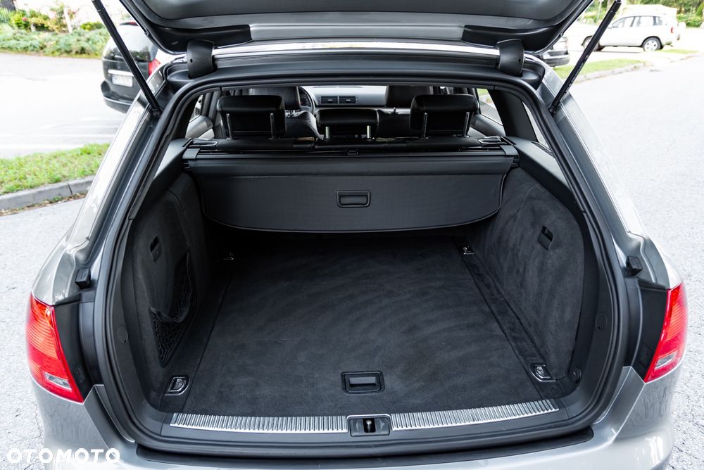 Audi A4 Avant 1.8T - 21