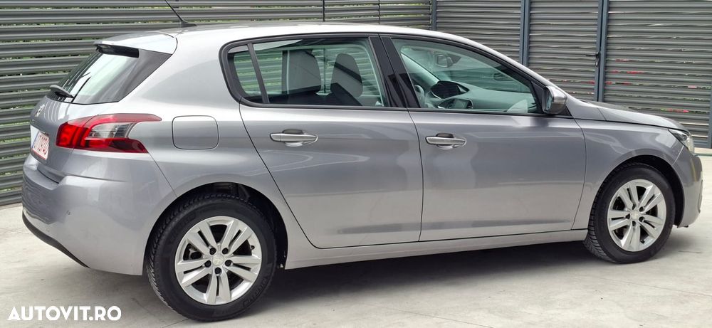 Peugeot 308 BlueHDi 130 Stop & Start Allure Business-Paket - 23