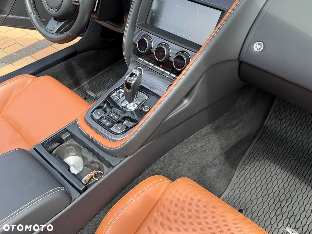 Jaguar F-Type P450 AWD R-Dynamic - 18