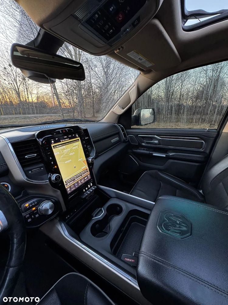 RAM 1500 5.7 Crew Cab Laramie - 11