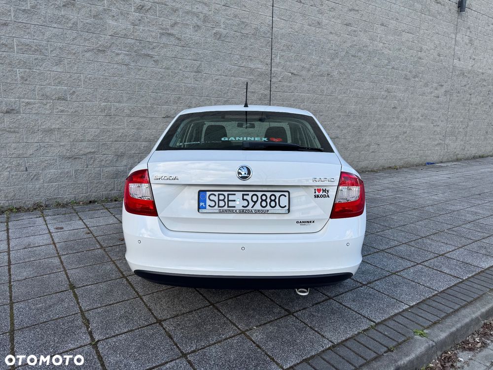Skoda RAPID 1.2 Active - 28