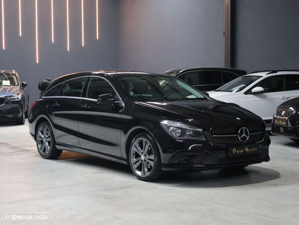 Mercedes-Benz CLA 220 d 4Matic 7G-DCT Urban - 3