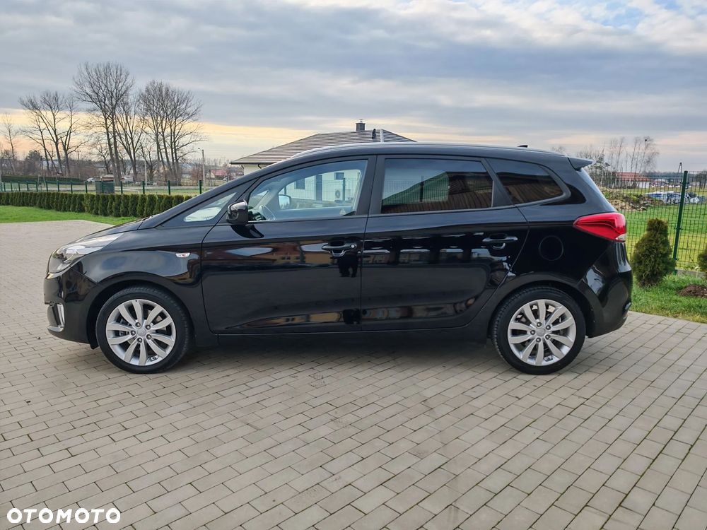 Kia Carens 1.7 CRDi 141 Dream-Team Edition - 8