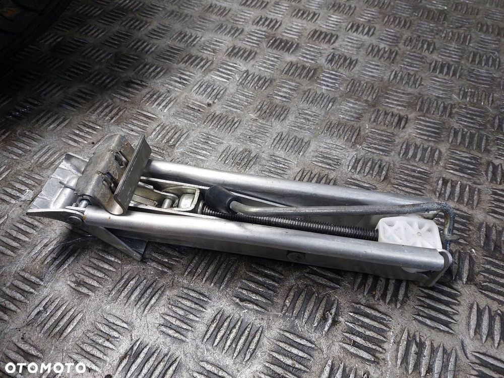 ORGANIZER WKŁAD BAGAŻNIKA + ZAPAS LEWAREK 205/55R16 SKODA OCTAVIA II - 6