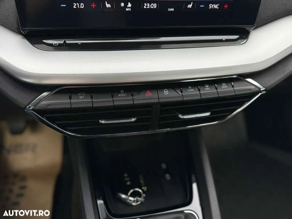 Skoda Octavia Combi 2.0 TDI Base - 22