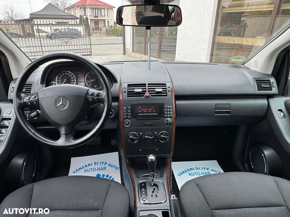 Mercedes-Benz A 150 Autotronic Elegance Grand Edition - 9