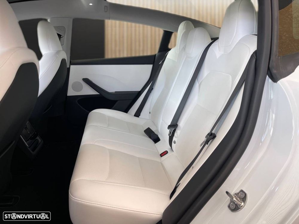 Tesla Model 3 Standard RWD - 9