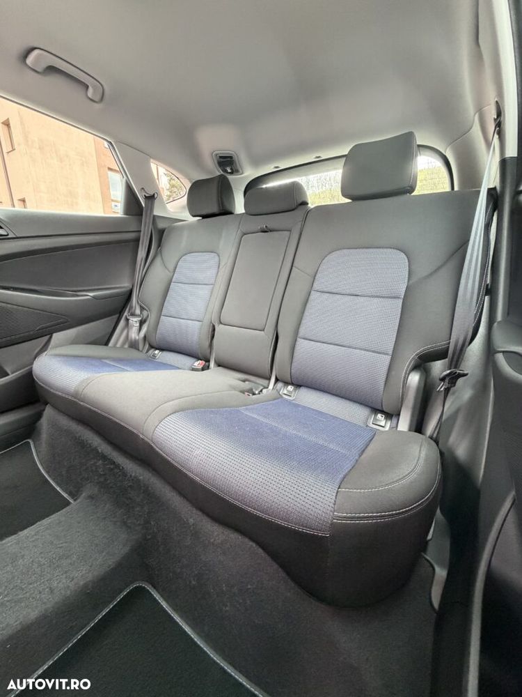 Hyundai Tucson 2.0 CRDI 4WD Advantage - 26