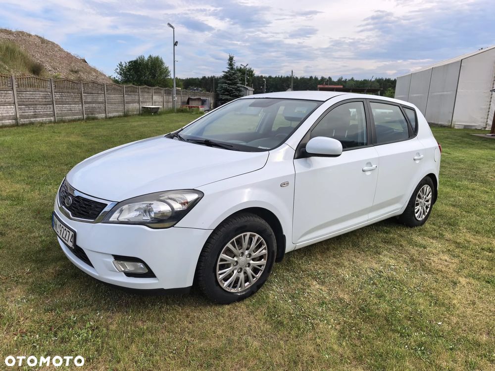 Kia Ceed 1.4 L - 1