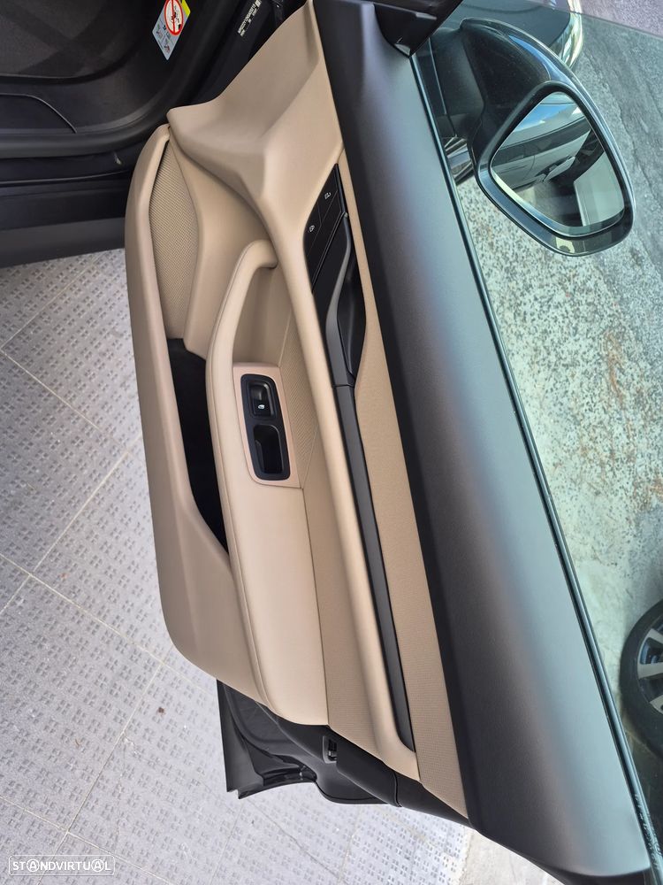Porsche Taycan Standard - 30
