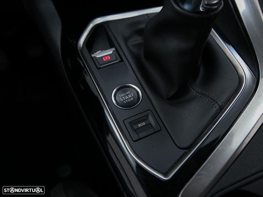 Peugeot 3008 1.5 BlueHDi Active - 17