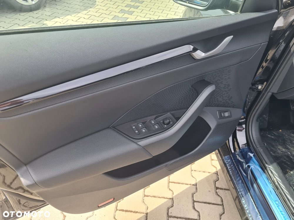 Skoda Octavia 2.0 TDI Selection - 11