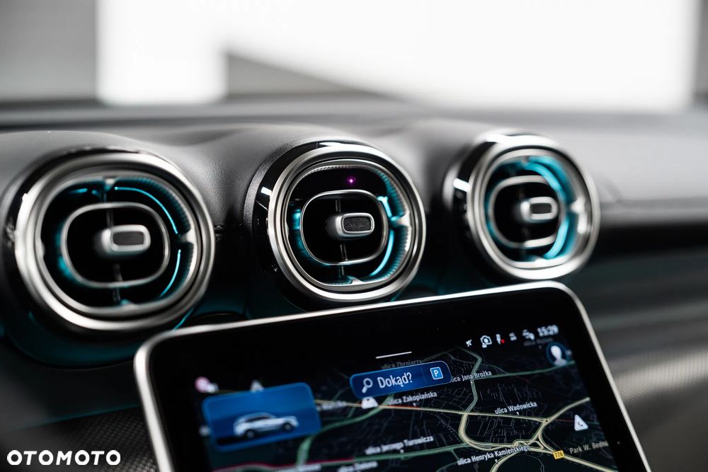 Mercedes-Benz GLC - 35