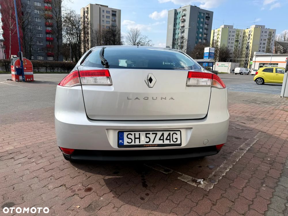Renault Laguna 1.6 Authentique - 8