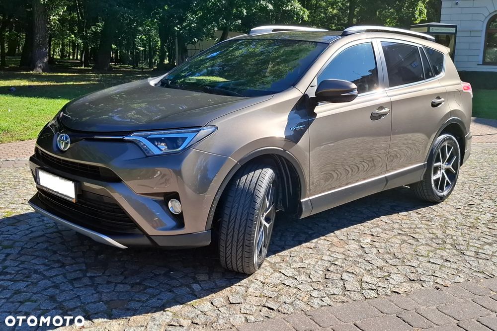 Toyota RAV4 Hybrid Style 4x4 - 1