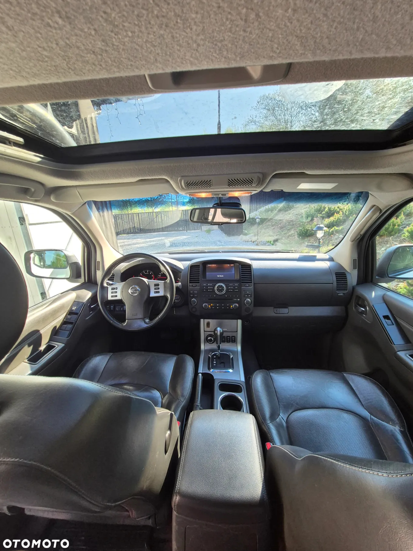 Nissan Navara 3.0 D V6 - 11