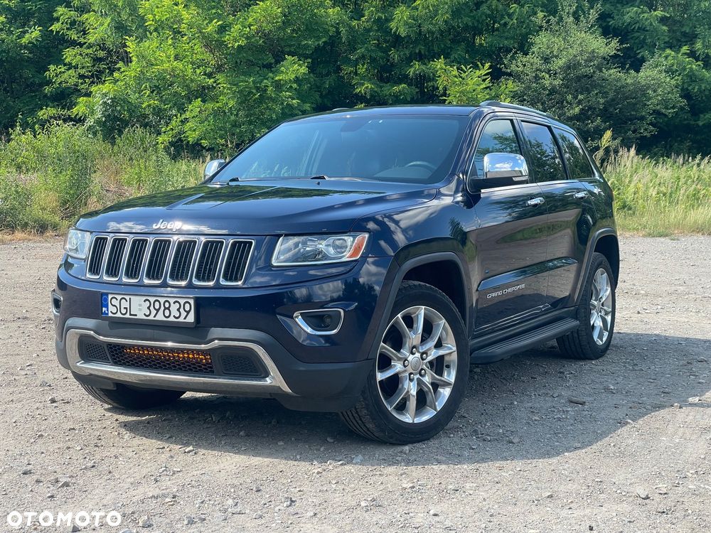 Jeep Grand Cherokee - 12