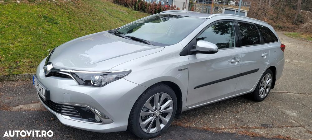 Toyota Auris - 12