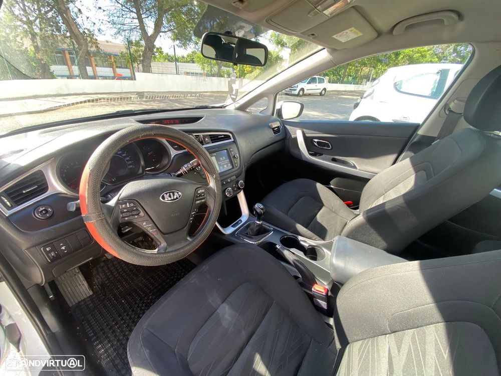 Kia Ceed 1.4 CRDi Nav Line - 12