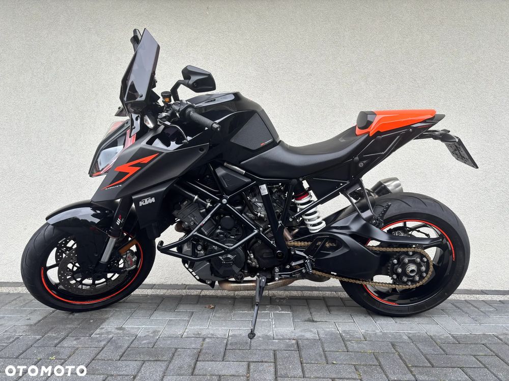 KTM Super Duke - 1