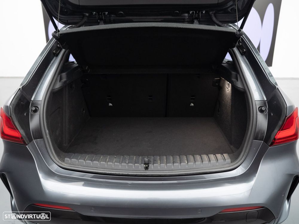 BMW 116 d Corporate Edition M - 12