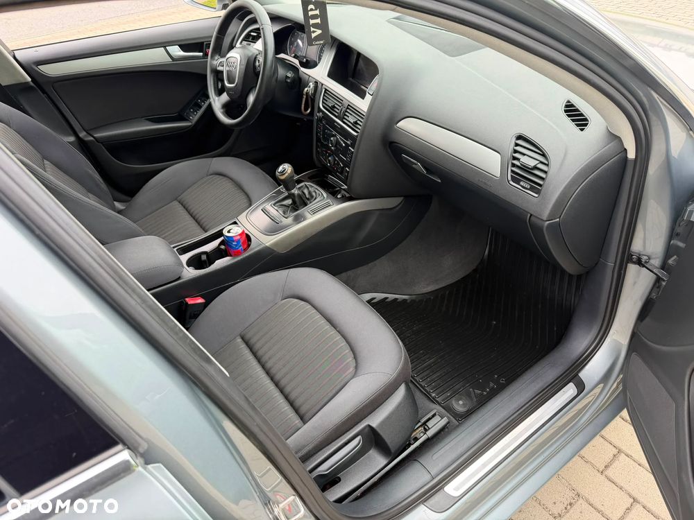Audi A4 Limousine 2.0 TFSI Limited Edition - 19
