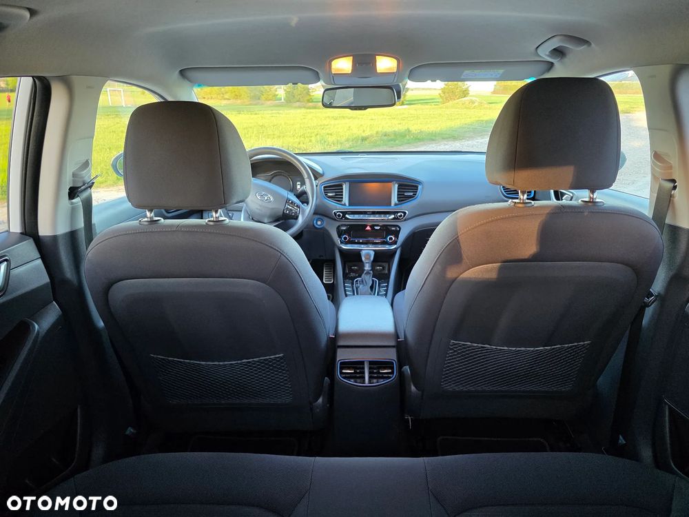 Hyundai IONIQ 1.6 GDI Premium - 17