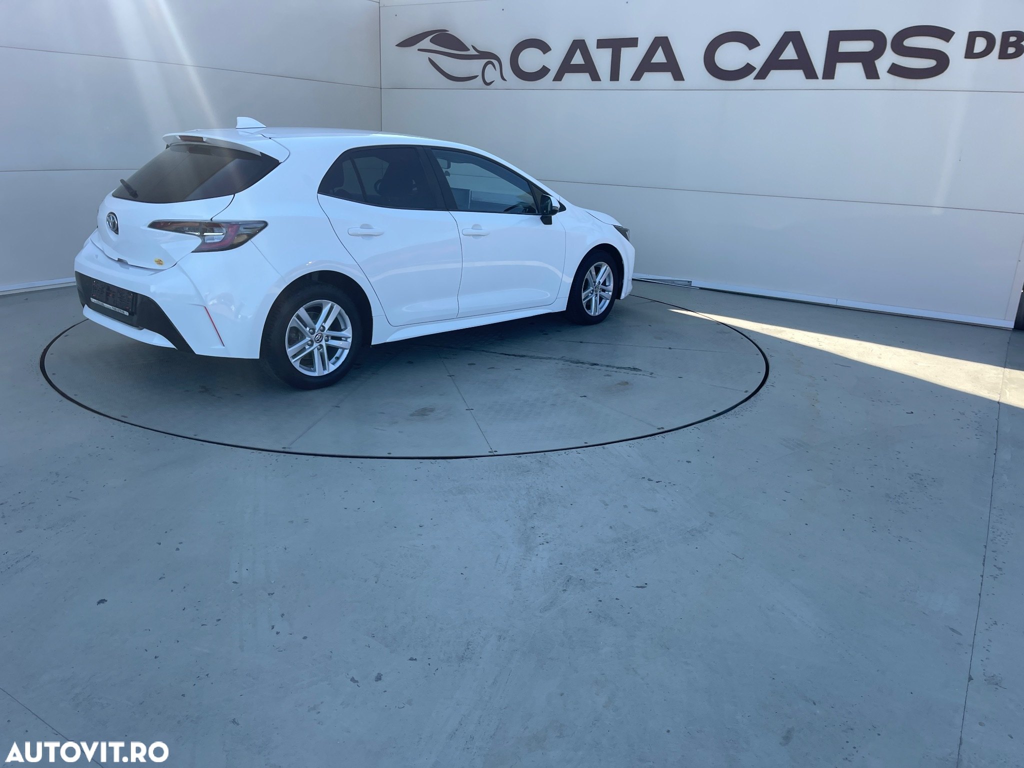 Toyota Corolla 1.8 Hybrid Comfort - 15