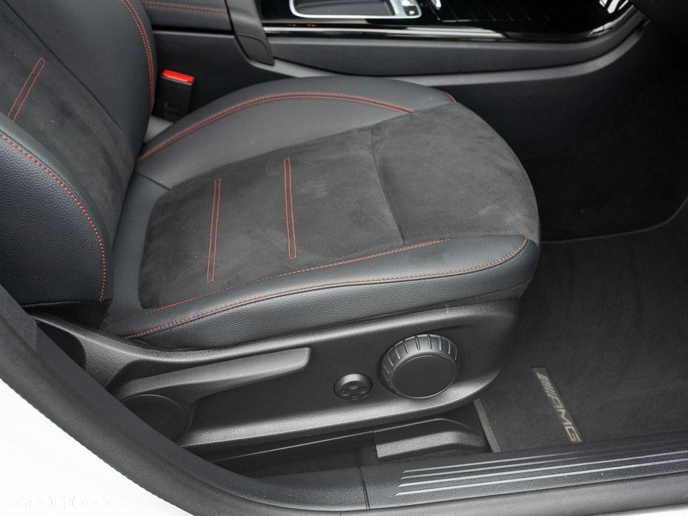 Mercedes-Benz CLA 200 mHEV AMG Line 7G-DCT - 29