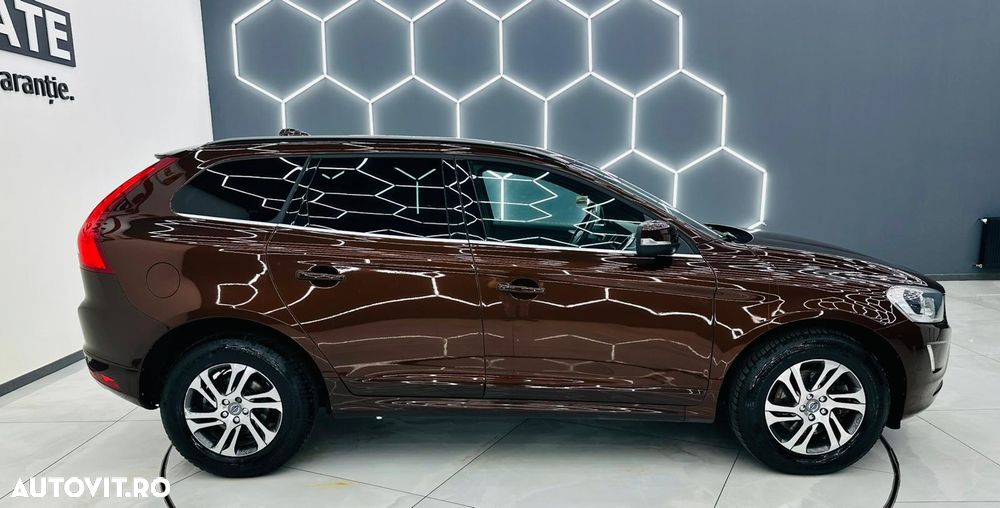 Volvo XC 60 D3 Momentum - 33