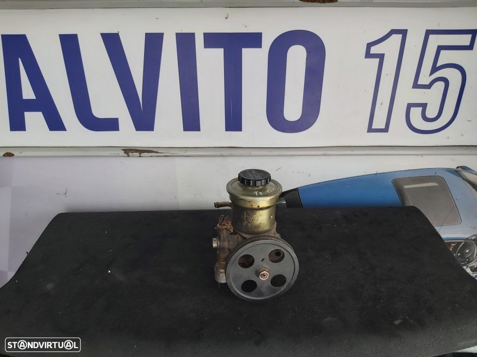 Bomba Direcção Assistida Hidraulica Toyota Hiace - 1