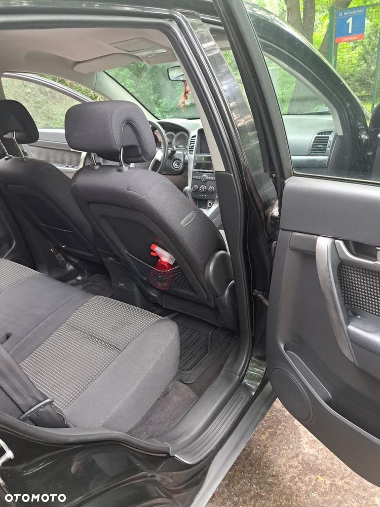 Chevrolet Captiva - 11