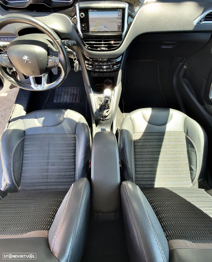 Peugeot 208 1.6 e-HDi Allure - 10