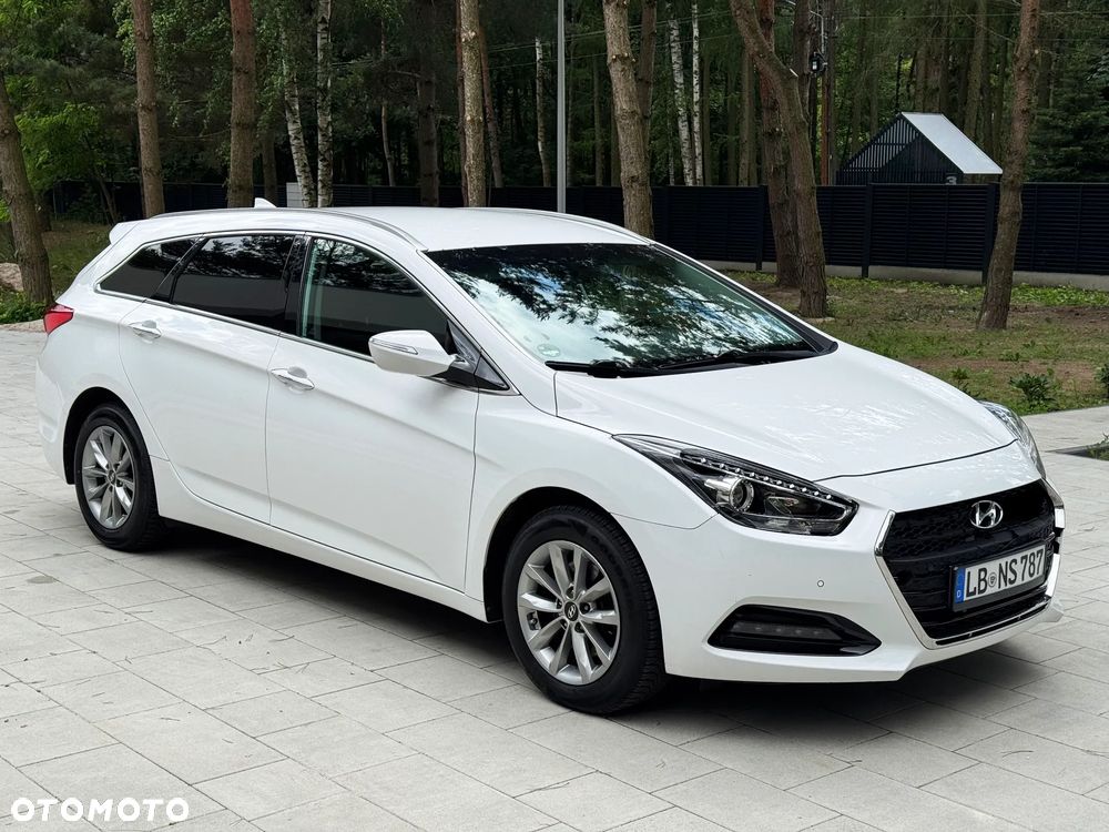 Hyundai i40 Kombi blue 1.7 CRDi Premium - 2