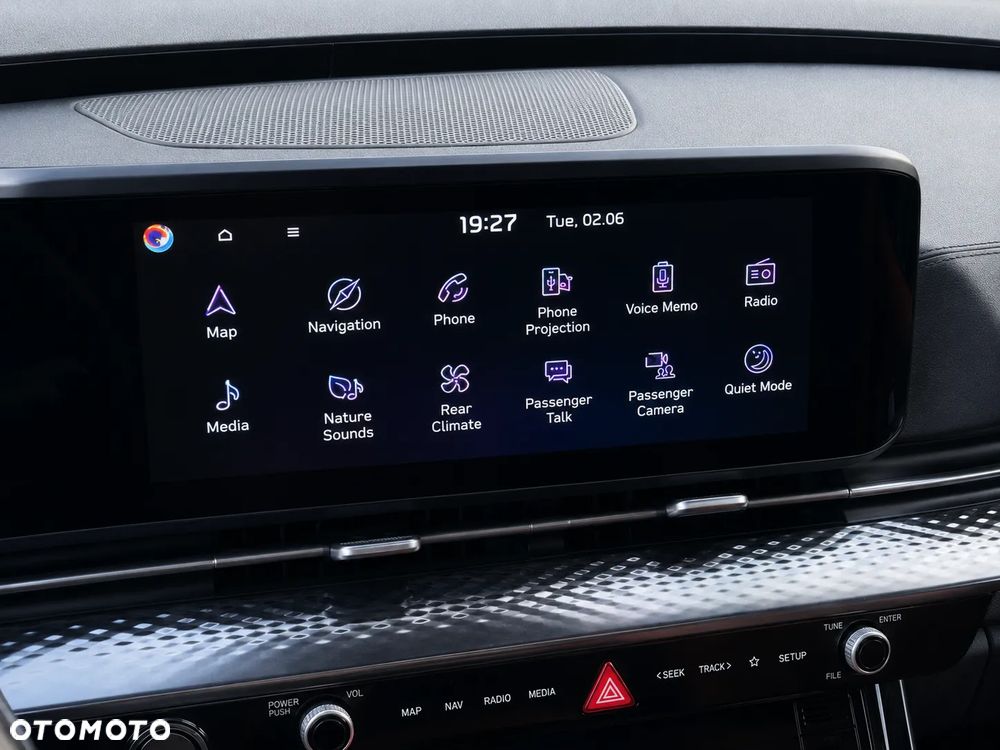 Kia Carnival - 19