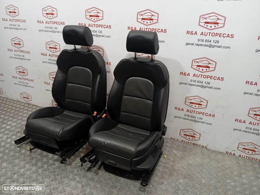 Conjunto de Bancos Audi A3 Sportback 8P Original - 8