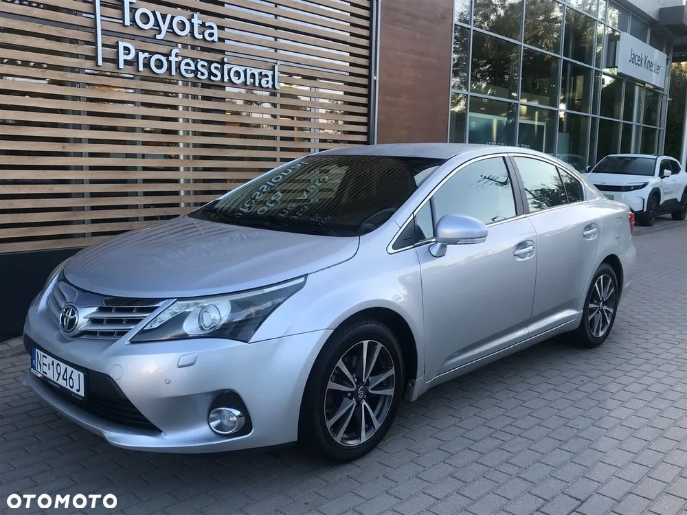 Toyota Avensis 1.8 Premium - 3