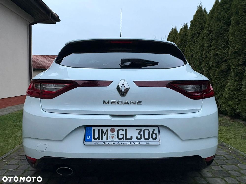 Renault Megane 1.2 16V TCe Energy Bose - 2