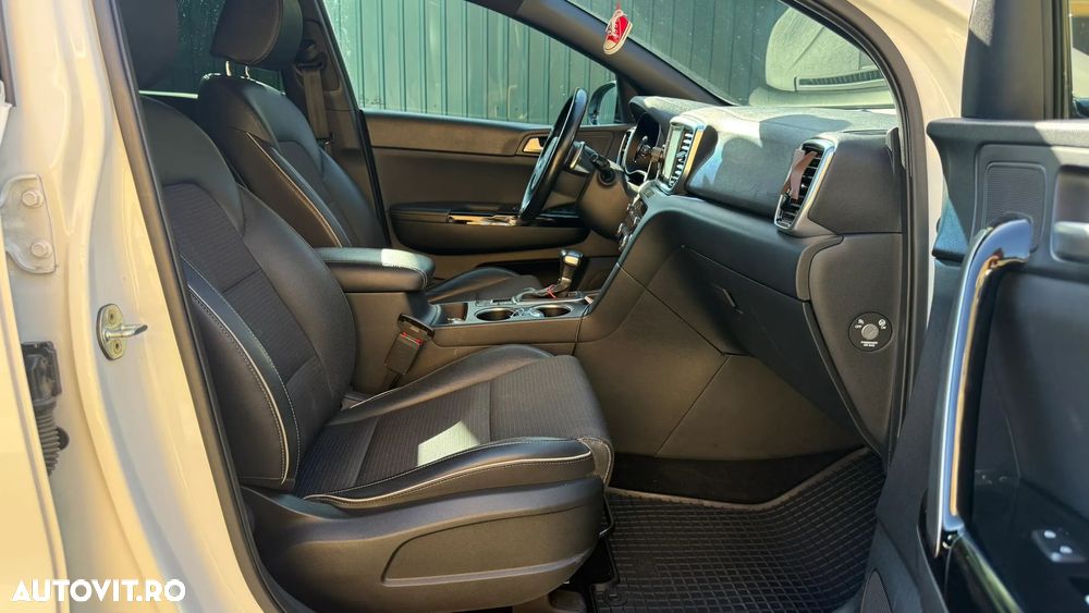 Kia Sportage 1.6 DSL 7DCT HP 4x2 GT Line - 11